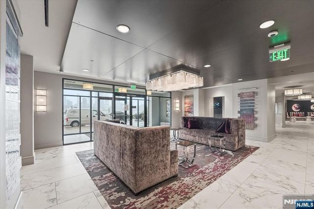 150 Henley Place 210, Weehawken, NJ 07086