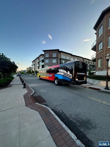 150 Henley Place 210, Weehawken, NJ 07086