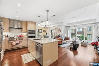 150 Henley Place 210, Weehawken, NJ 07086