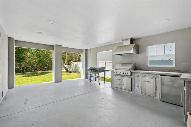 1811 BAYOU GRANDE BOULEVARD NE, St Petersburg, FL 33703