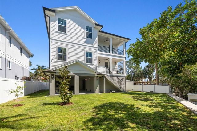 1811 BAYOU GRANDE BOULEVARD NE, St Petersburg, FL 33703