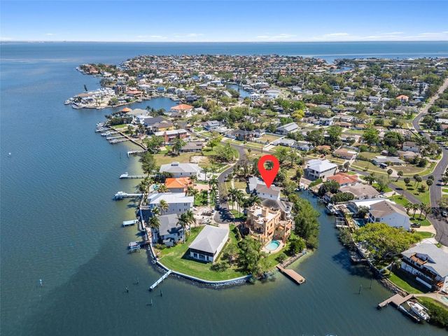 1811 BAYOU GRANDE BOULEVARD NE, St Petersburg, FL 33703