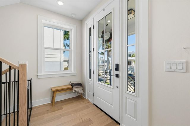 1811 BAYOU GRANDE BOULEVARD NE, St Petersburg, FL 33703