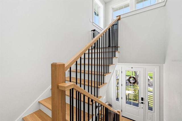 1811 BAYOU GRANDE BOULEVARD NE, St Petersburg, FL 33703