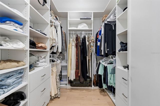 1811 BAYOU GRANDE BOULEVARD NE, St Petersburg, FL 33703