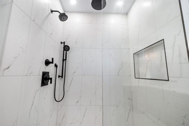 1811 BAYOU GRANDE BOULEVARD NE, St Petersburg, FL 33703