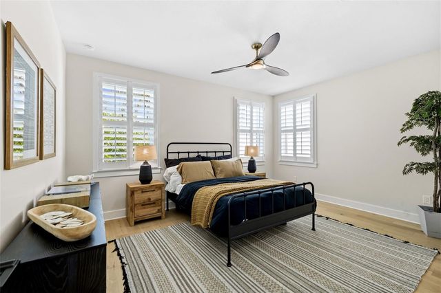 1811 BAYOU GRANDE BOULEVARD NE, St Petersburg, FL 33703