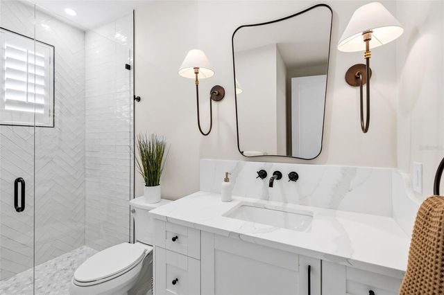 1811 BAYOU GRANDE BOULEVARD NE, St Petersburg, FL 33703