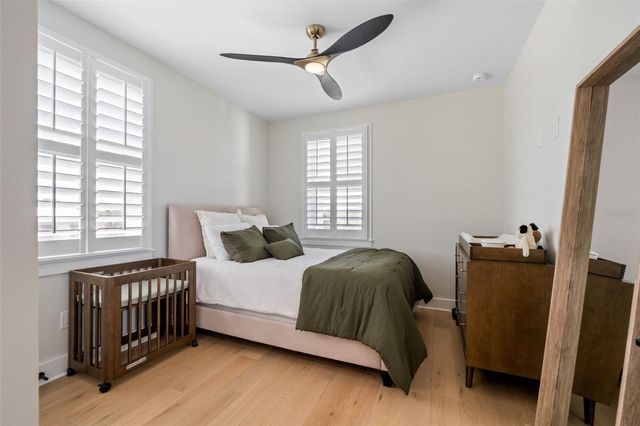 1811 BAYOU GRANDE BOULEVARD NE, St Petersburg, FL 33703