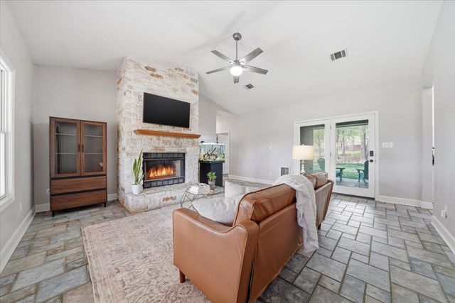 20326 Fm 969 5, Webberville, TX 78653