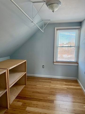 69 Norton St, Dartmouth, MA 02748