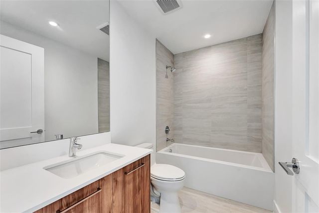 153 N Seabreeze Boulevard 902, Fort Lauderdale, FL 33304