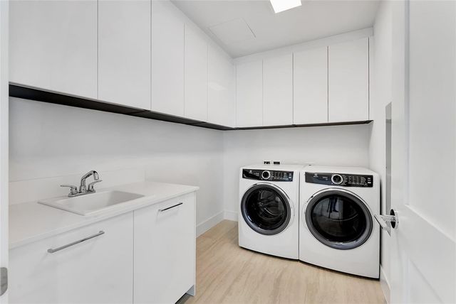 153 N Seabreeze Boulevard 902, Fort Lauderdale, FL 33304