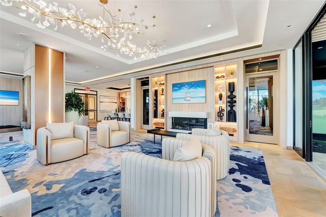 153 N Seabreeze Boulevard 902, Fort Lauderdale, FL 33304