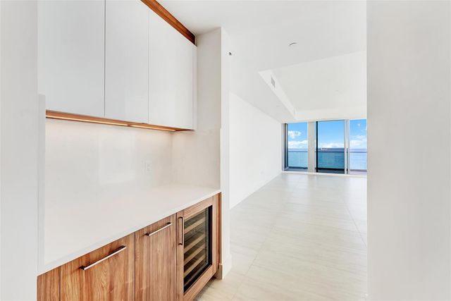 153 N Seabreeze Boulevard 902, Fort Lauderdale, FL 33304