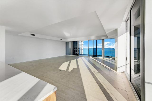 153 N Seabreeze Boulevard 902, Fort Lauderdale, FL 33304