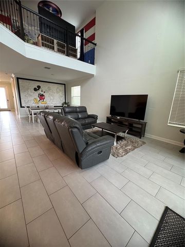 8973 PLAY THROUGH DRIVE, Davenport, FL 33896