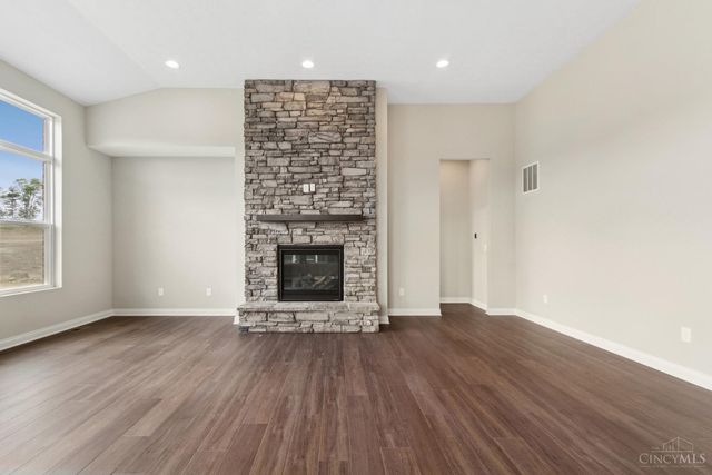 45 Morris Street, Springboro, OH 45066