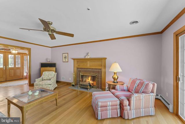176 ROCK MILLS RD, Castleton, VA 22716