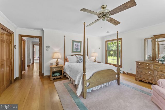 176 ROCK MILLS RD, Castleton, VA 22716