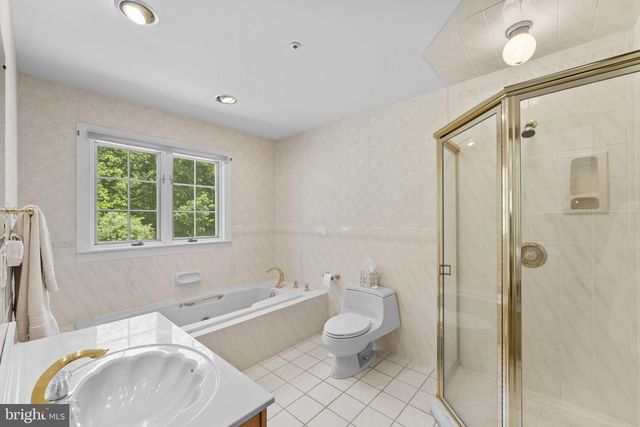 176 ROCK MILLS RD, Castleton, VA 22716