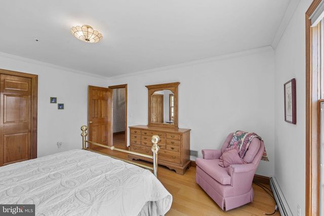 176 ROCK MILLS RD, Castleton, VA 22716