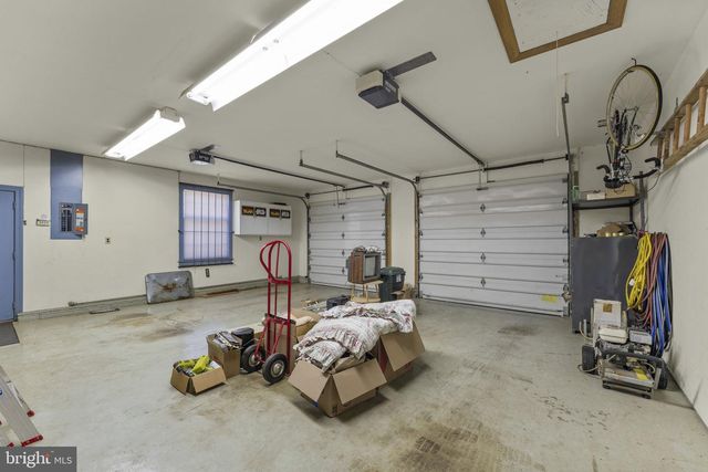 176 ROCK MILLS RD, Castleton, VA 22716