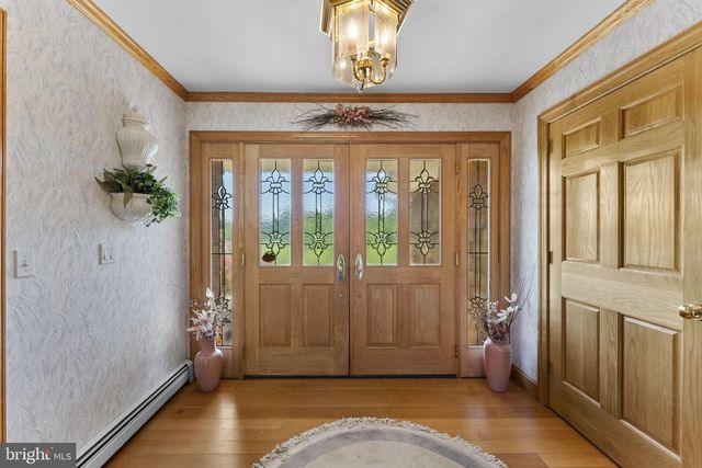 176 ROCK MILLS RD, Castleton, VA 22716