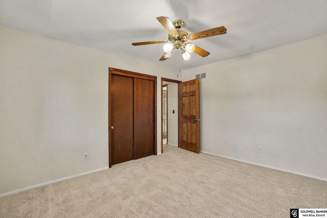 10903 Bandlytown Place, Bellevue, NE 68123