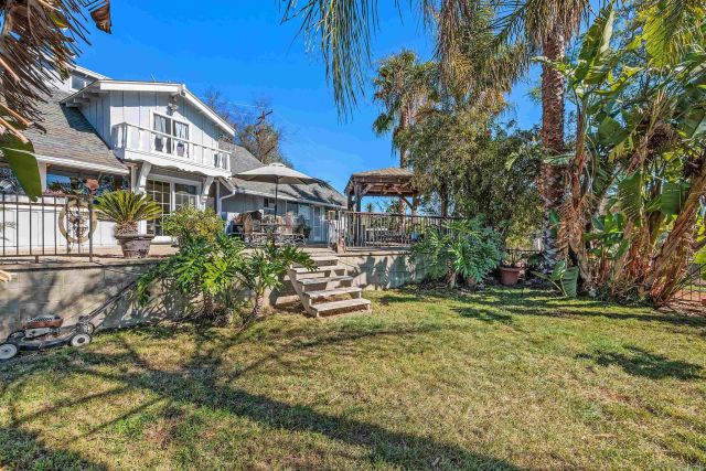 11270 San Luis Rey Dr, Valley Center, CA 92082