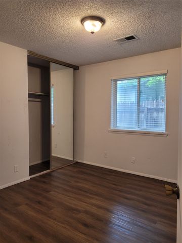 10814 E 15th Place, Tulsa, OK 74128