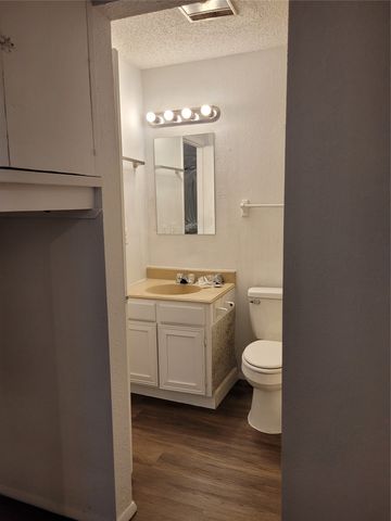 10814 E 15th Place, Tulsa, OK 74128