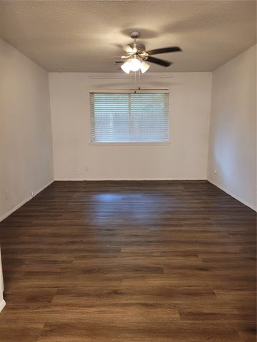 10814 E 15th Place, Tulsa, OK 74128