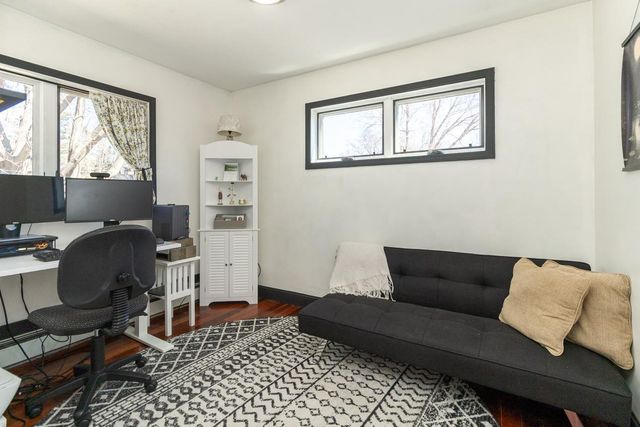 1440 Belmont Lane W, Roseville, MN 55113