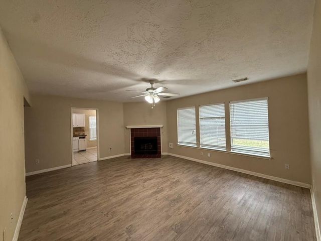 2623 Foxden Drive, Pearland, TX 77584