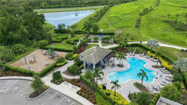 5517 SUMMIT GLEN, Bradenton, FL 34203