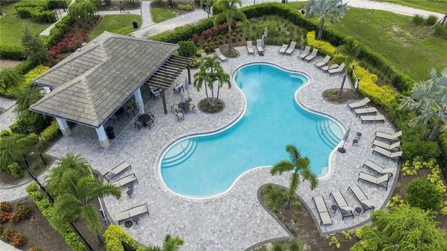 5517 SUMMIT GLEN, Bradenton, FL 34203