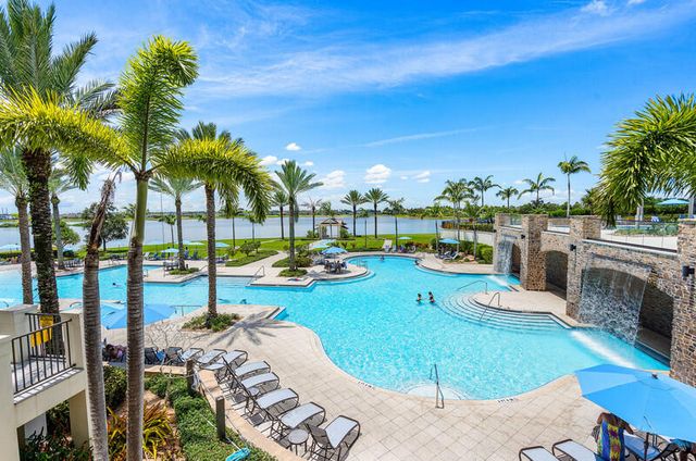 19552 BROAD SHORE Walk, Loxahatchee, FL 33470