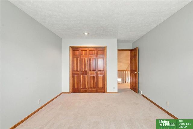 1816 N 129 Circle, Omaha, NE 68154