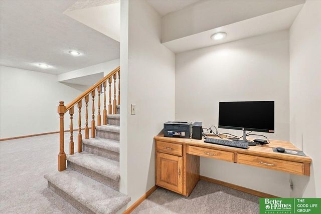 1816 N 129 Circle, Omaha, NE 68154