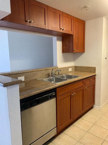 36 NW 6th Ave 1108, Miami, FL 33128