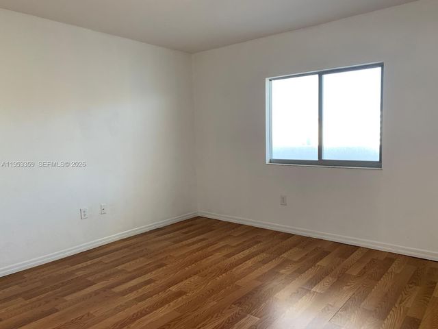 36 NW 6th Ave 1108, Miami, FL 33128