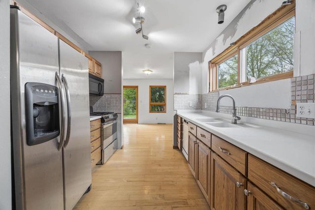 6265 Onwenstia Trail, Oregon, WI 53575