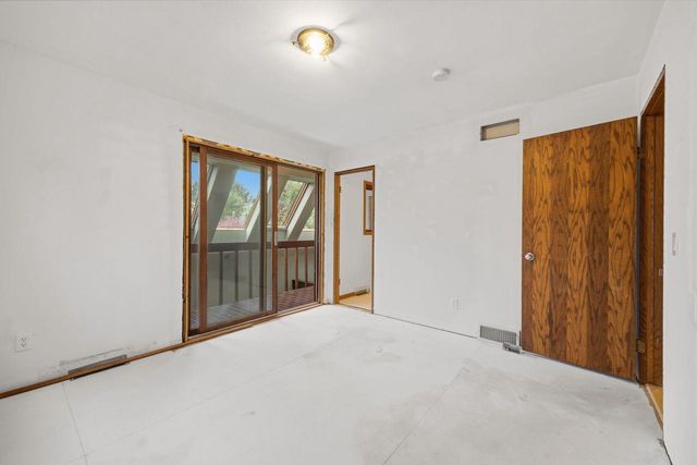6265 Onwenstia Trail, Oregon, WI 53575