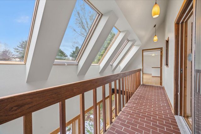 6265 Onwenstia Trail, Oregon, WI 53575
