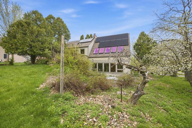 6265 Onwenstia Trail, Oregon, WI 53575