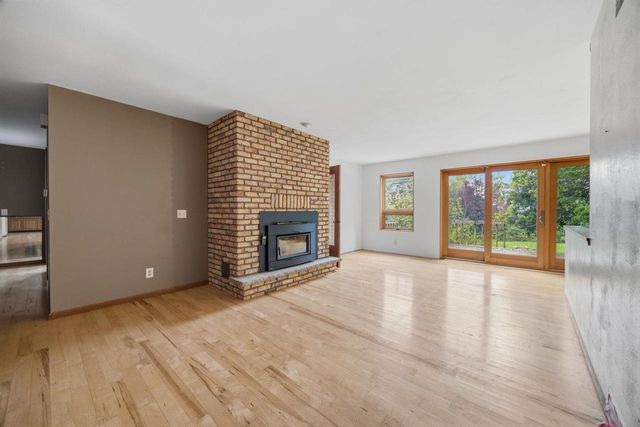 6265 Onwenstia Trail, Oregon, WI 53575