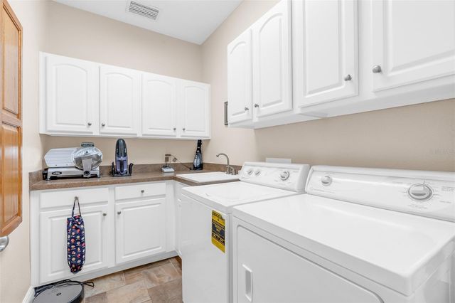 1010 GERYL WAY, Deland, FL 32724