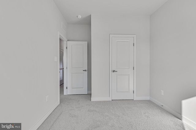 1108 OASIS AVE, Ranson, WV 25438