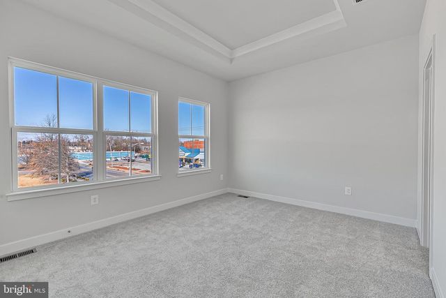 1108 OASIS AVE, Ranson, WV 25438